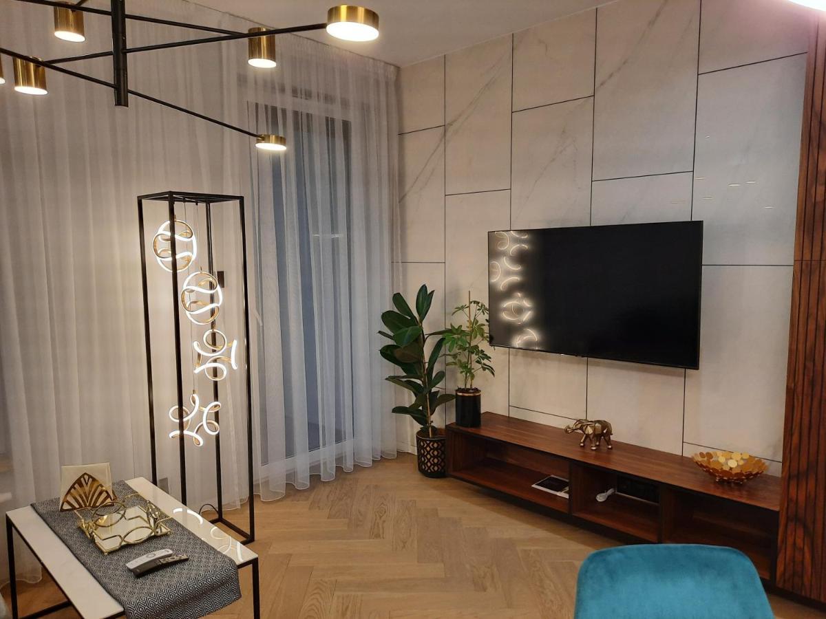 Apartament Gold - Raclawickie 28A لوبلين المظهر الخارجي الصورة